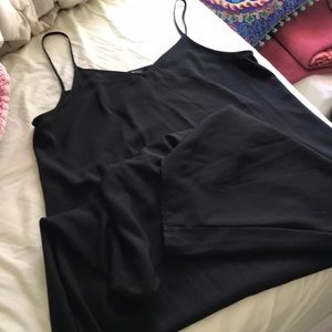 Flowy Midi dress - black spaghetti straps